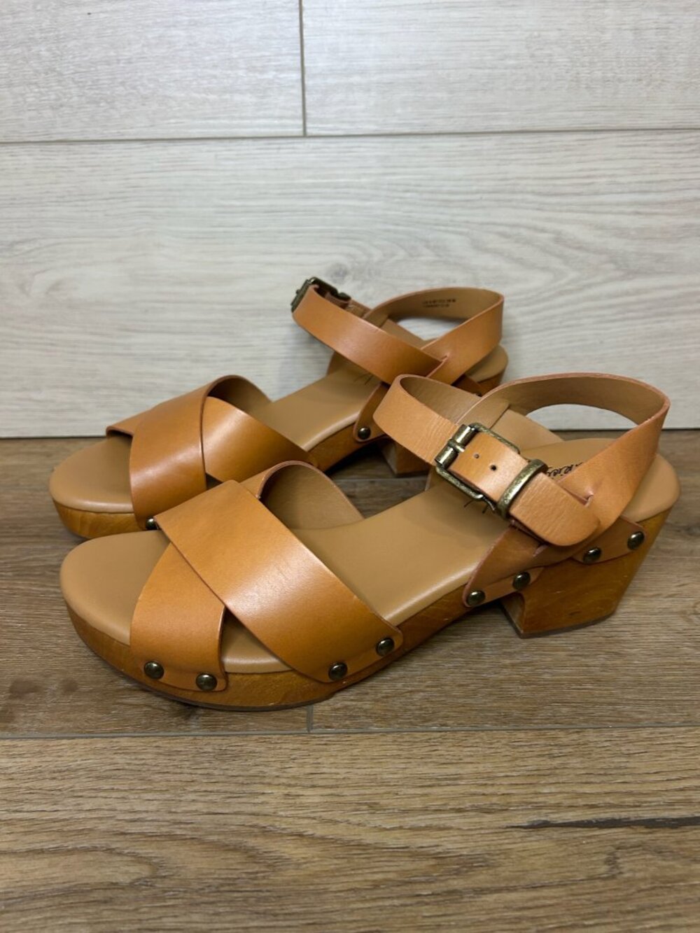 Patricia Nash Gigi Caramel Sandals Leather Size 9 - Picture 2 of 5